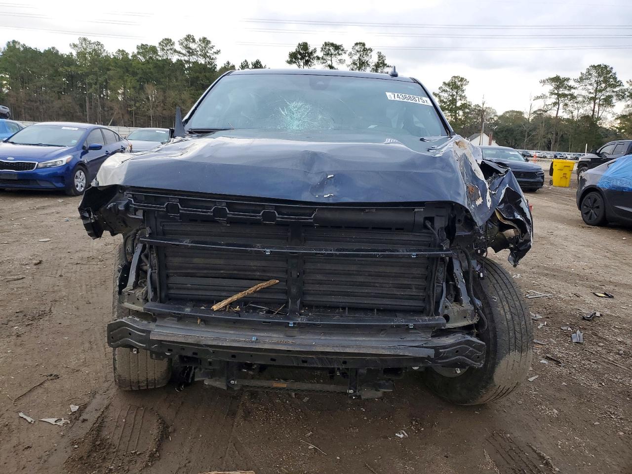2022 Chevrolet Tahoe VIN 1GNSCMKD1NR121007 photo 5