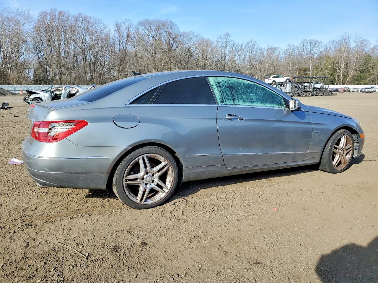 2012 Mercedes-Benz E-class VIN WDDKJ5KB4CF132980 photo 3