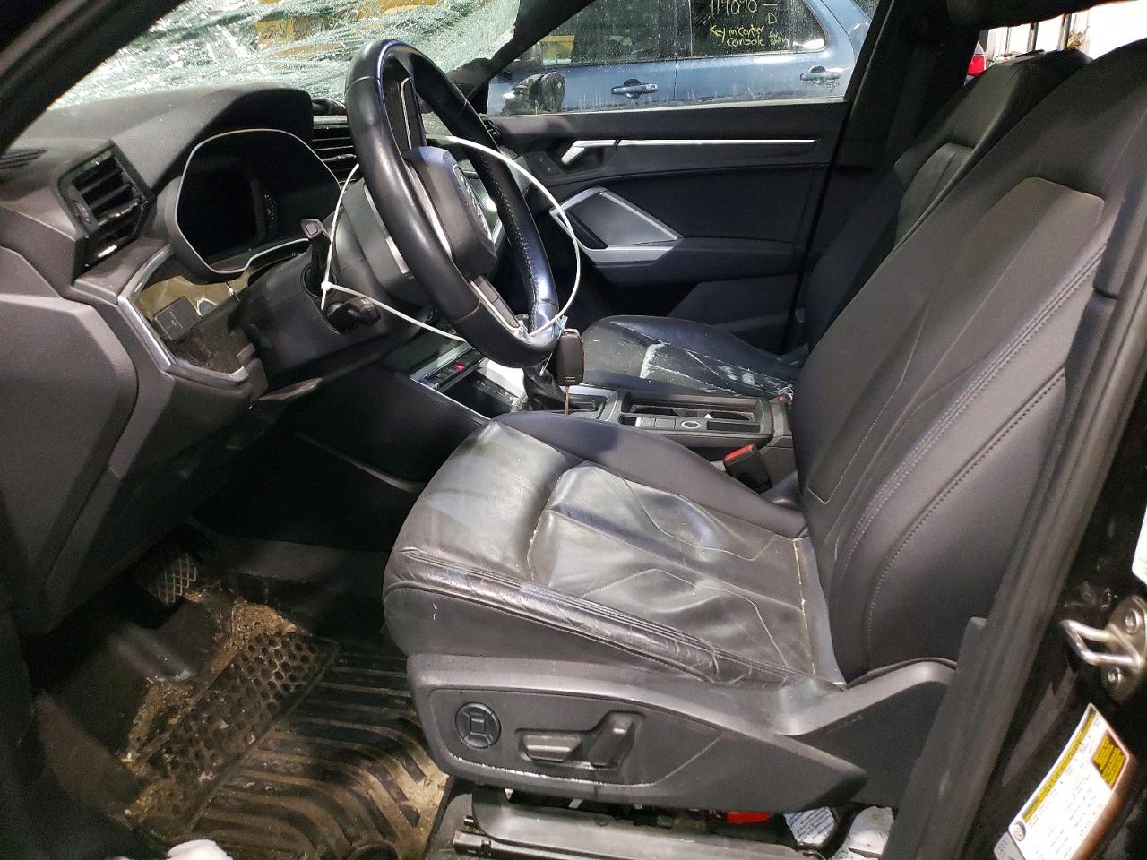 2020 Audi Q3 VIN WA1AECF37L1025866 photo 7