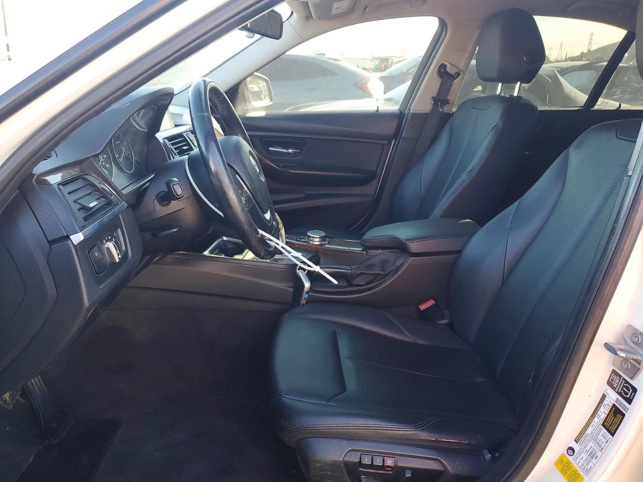 2015 BMW 3 series VIN WBA3C1C53FP854012 photo 7