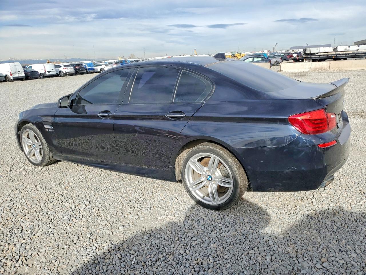 2012 BMW 5 series VIN WBAFU9C59CC787525 photo 2
