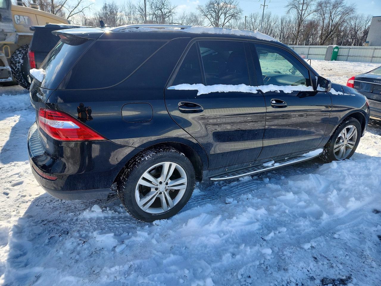 2014 Mercedes-Benz M-class VIN 4JGDA5HB0EA267895 photo 3