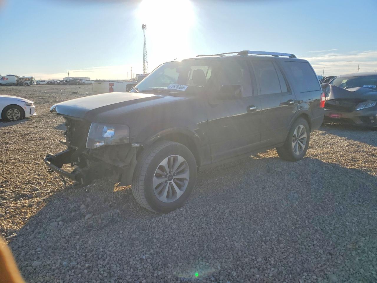 2014 FORD Expedition VIN 1FMJU2A59EEF17558 photo 1