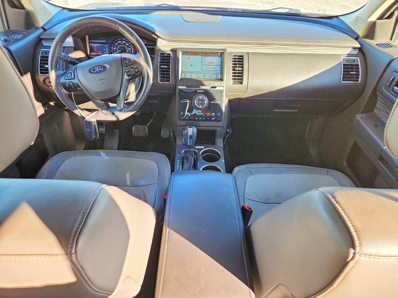 2017 Ford Flex VIN 2FMHK6D84HBA05983 photo 8