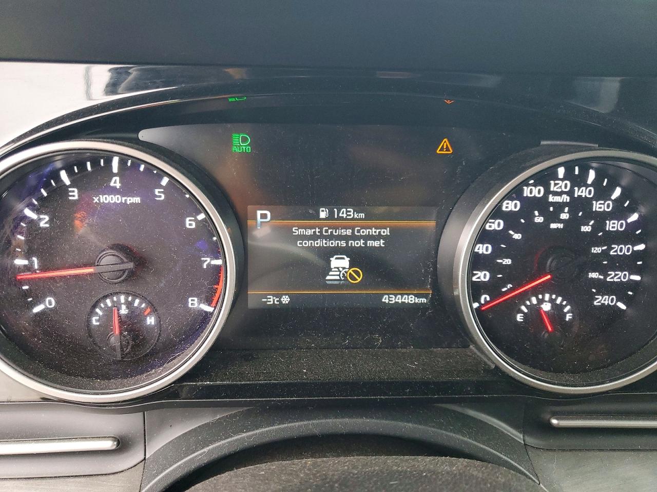 2024 KIA Carnival e VIN KNDNC5H38R6324414 photo 9