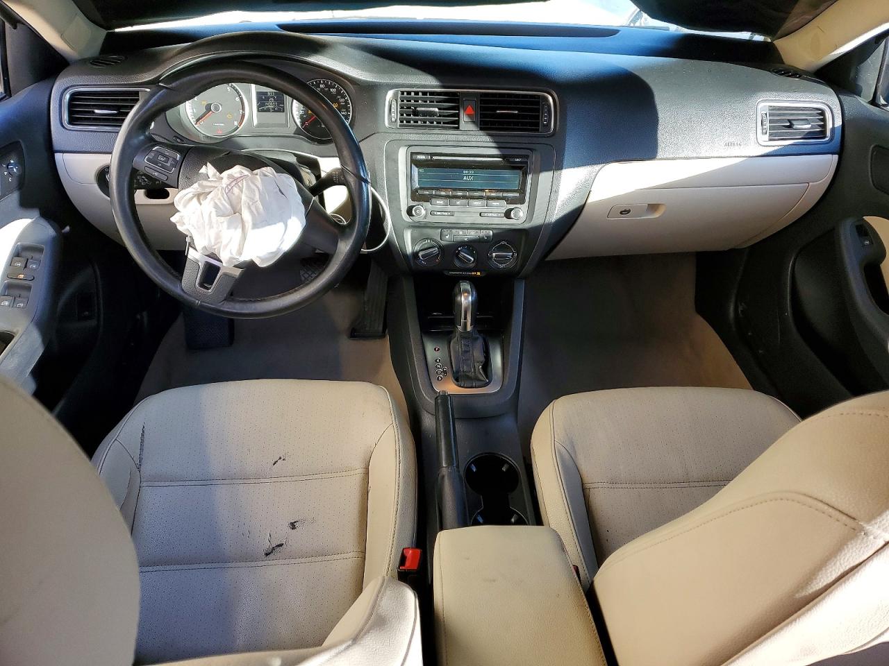 2012 Volkswagen Jetta VIN 3VWDX7AJ6CM305921 photo 8
