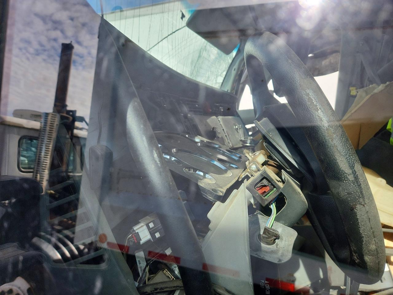 2019 KENWORTH All models VIN 1XKYDP9X5KJ242686 photo 8