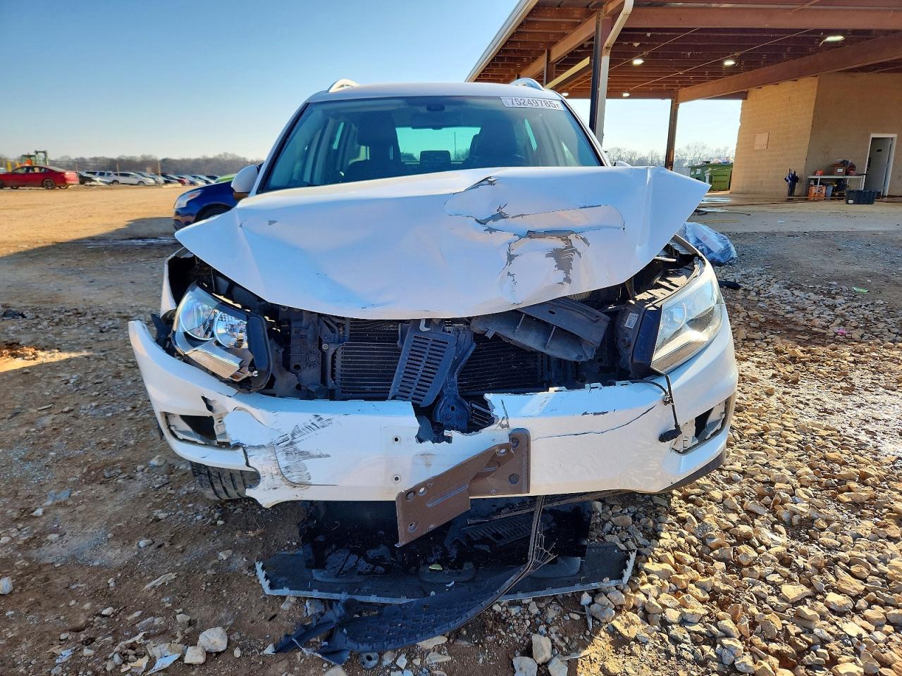 2017 Volkswagen Tiguan VIN WVGSV7AX4HK009746 photo 5