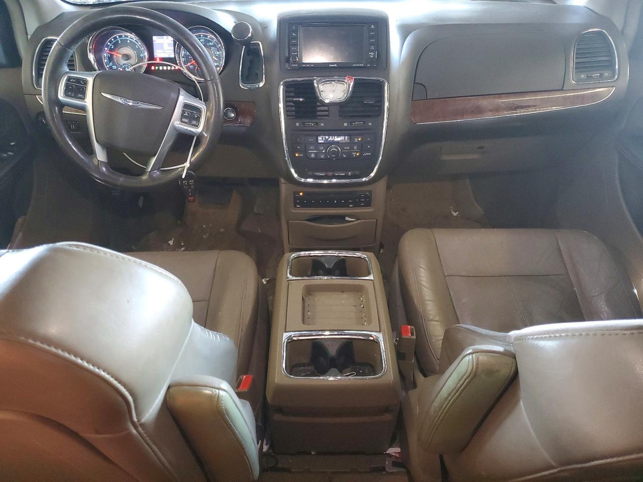 2011 Chrysler Minivan VIN 2A4RR6DG1BR655519 photo 8