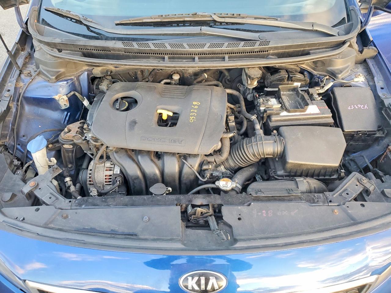 2018 KIA Forte VIN 3KPFK4A73JE271165 photo 11