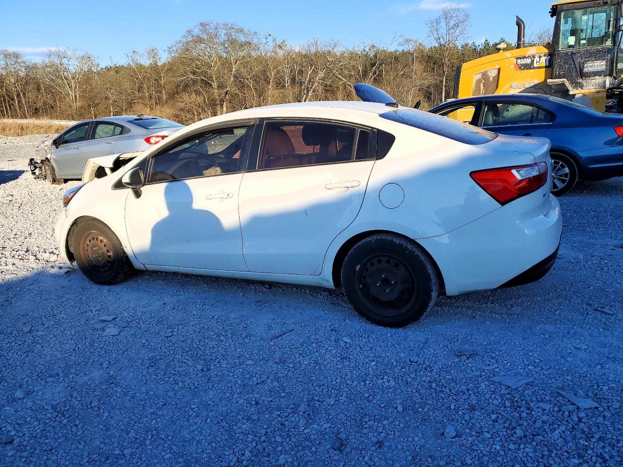 2014 Kia Rio VIN KNADM4A34E6332756 photo 2