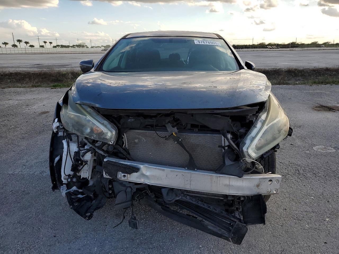2018 Nissan Murano VIN 5N1AZ2MG0JN144144 photo 5