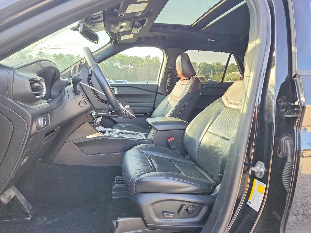 2021 Ford Explorer VIN 1FM5K8HC2MGA01950 photo 7