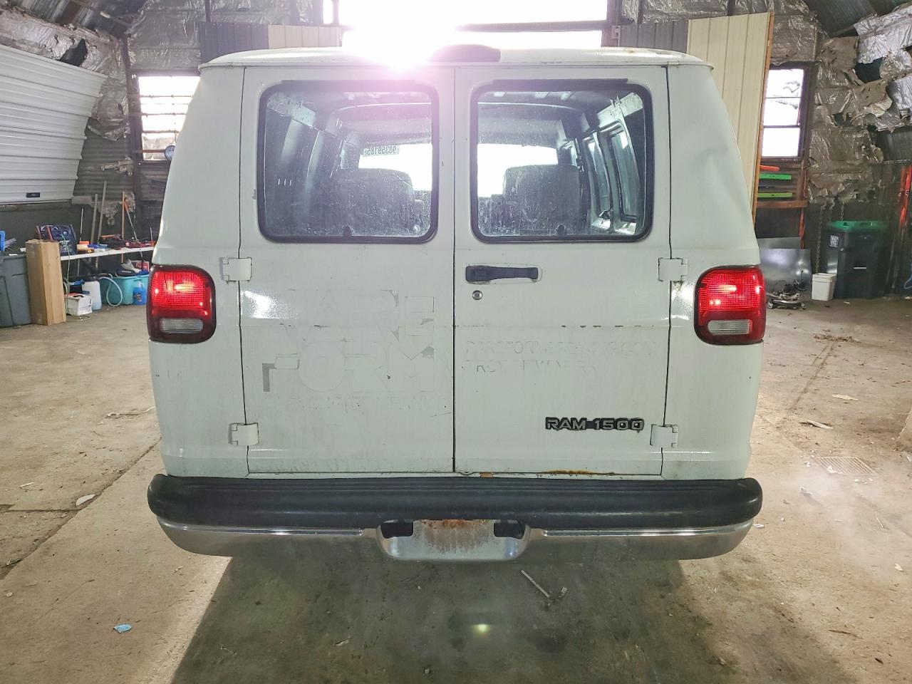 2003 DODGE B series VIN 2D6WB11X03K516510 photo 6