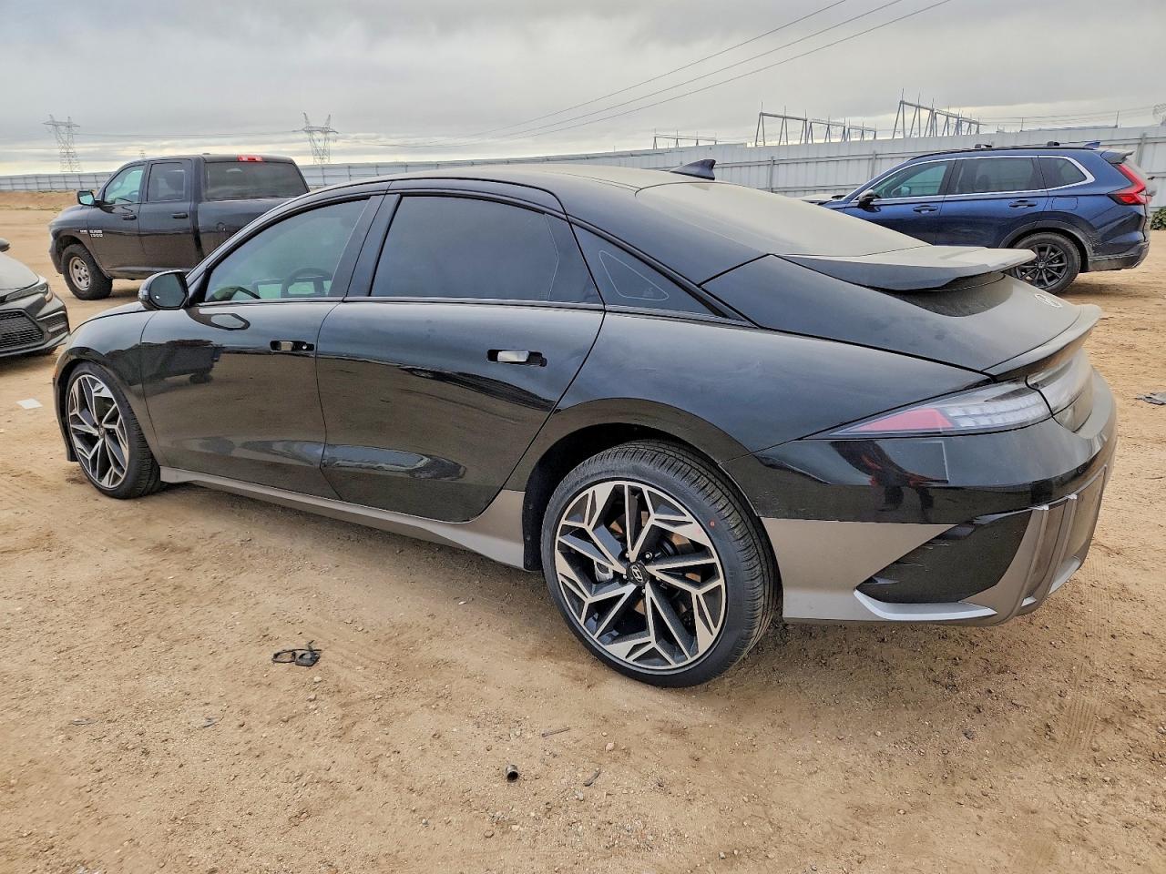 2025 Hyundai Ioniq 6 li VIN KMHM54AA2SA117735 photo 2