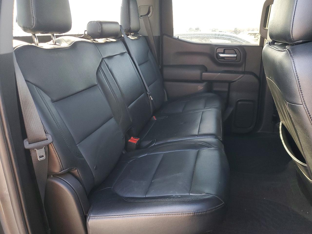 2021 Chevrolet All models VIN 3GCUYDED9MG141860 photo 10