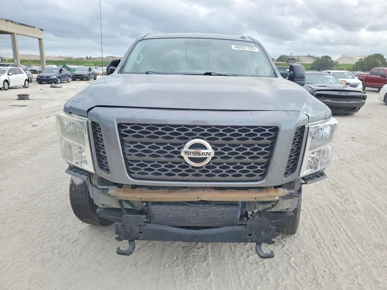 2016 Nissan TITAN VIN 1N6BA1F14GN517646 photo 5