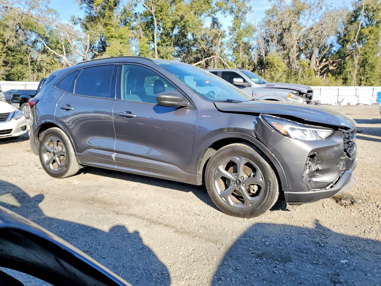 2023 Ford Escape st VIN 1FMCU0MN2PUA85641 photo 4