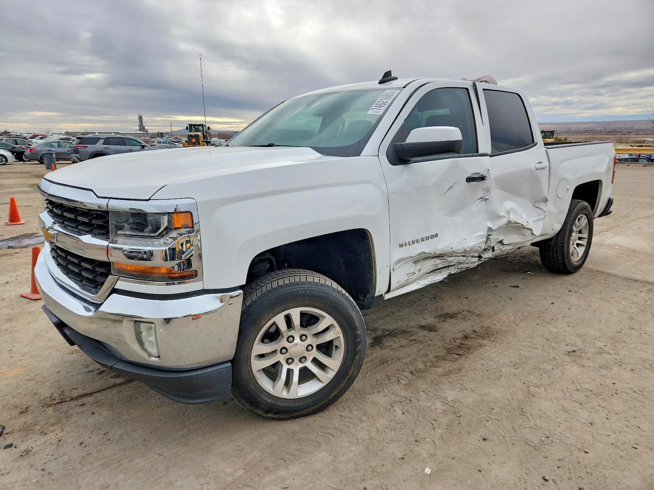 2017 Chevrolet All models VIN 3GCPCREC3HG358990 photo 1