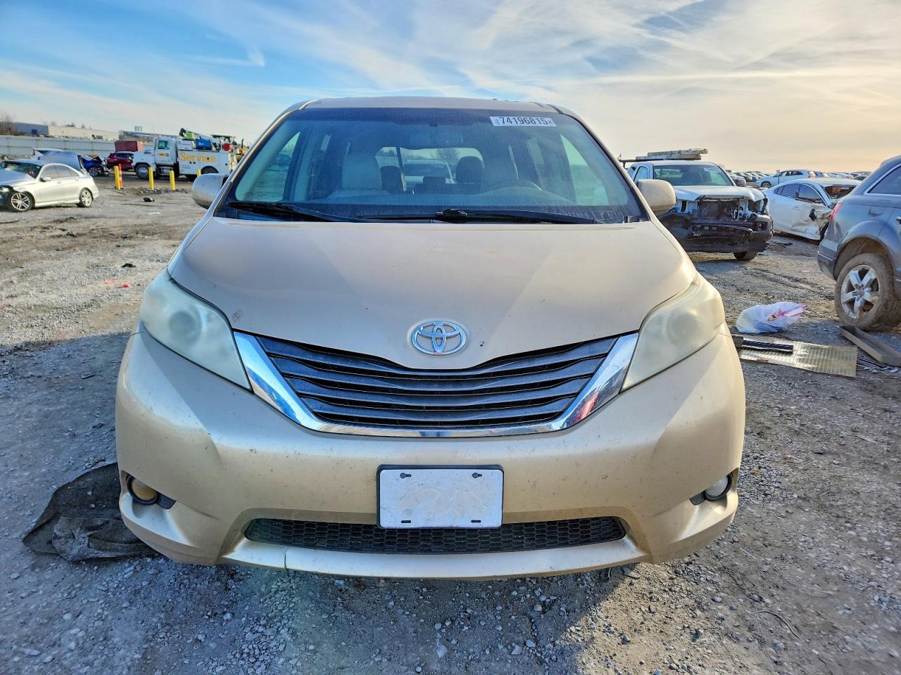 2011 Toyota All models VIN 5TDYK3DC2BS108509 photo 5