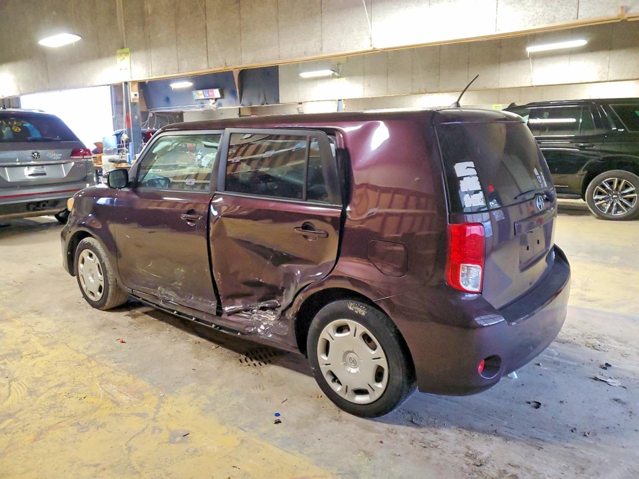2012 Toyota Scion VIN JTLZE4FE7CJ029498 photo 2
