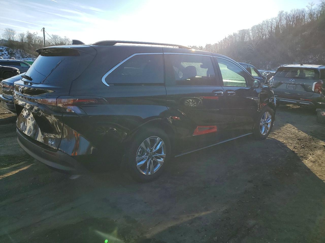 2025 Toyota All models VIN 5TDJSKFC2SS196633 photo 3