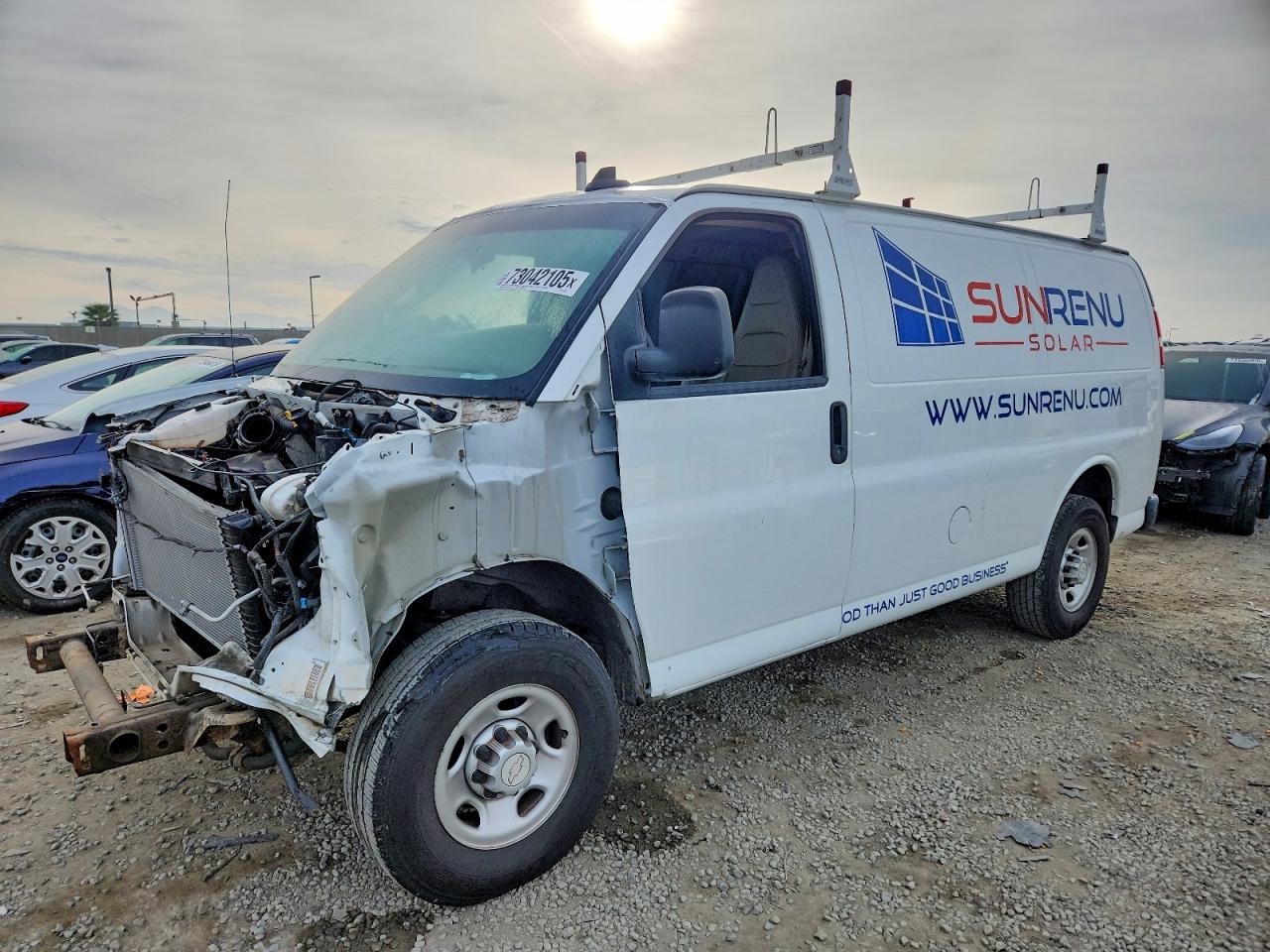 2019 Chevrolet Express VIN 1GCWGAFP1K1162250 photo 1