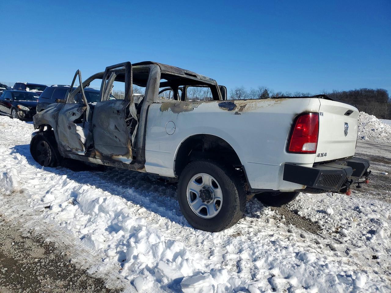 2015 Ram All models VIN 3C6TR5CT7FG663549 photo 2