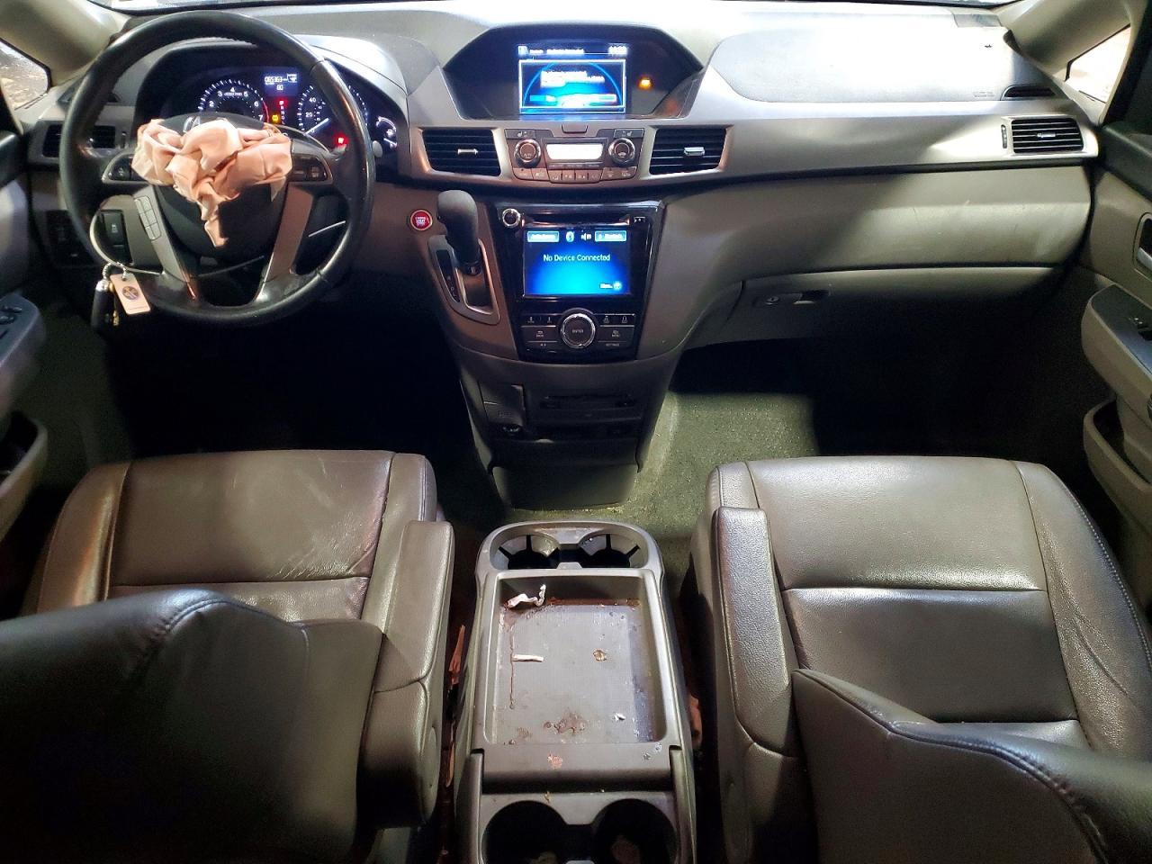 2017 Honda Odyssey VIN 5FNRL5H61HB019724 photo 8