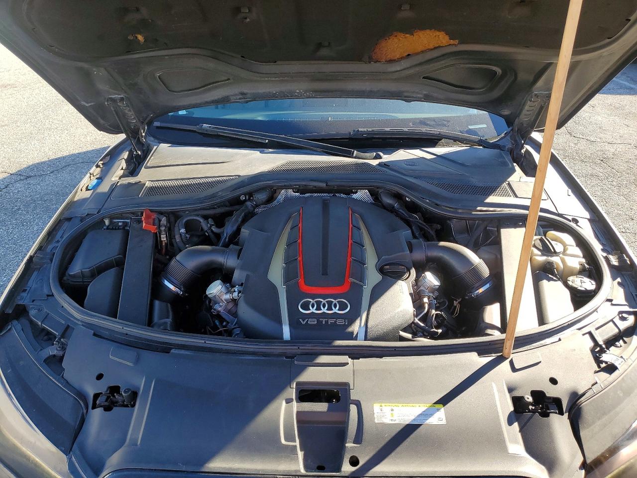 2013 Audi S8 VIN WAUD2AFD4DN007731 photo 11