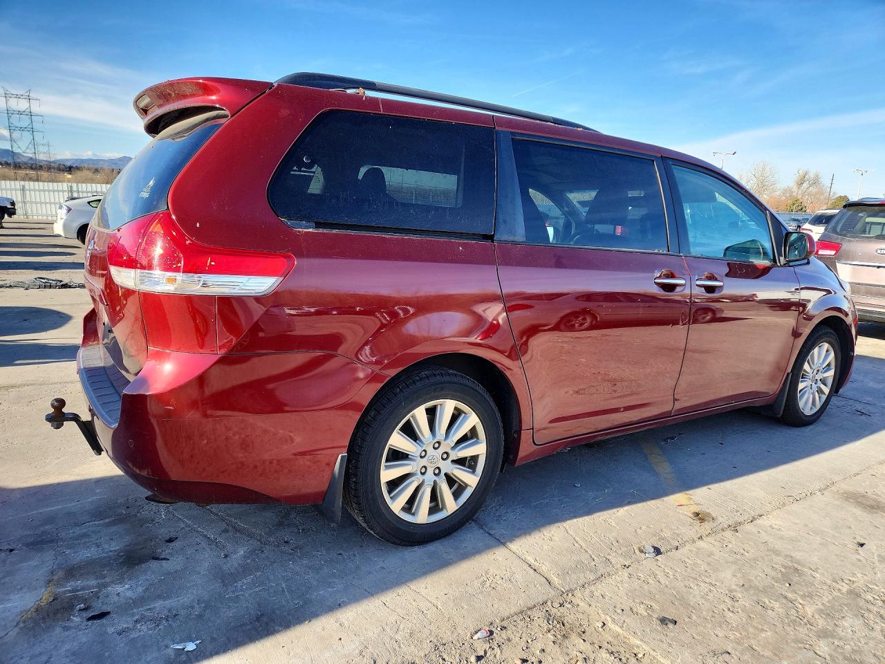 2013 Toyota All models VIN 5TDDK3DC3DS066272 photo 3