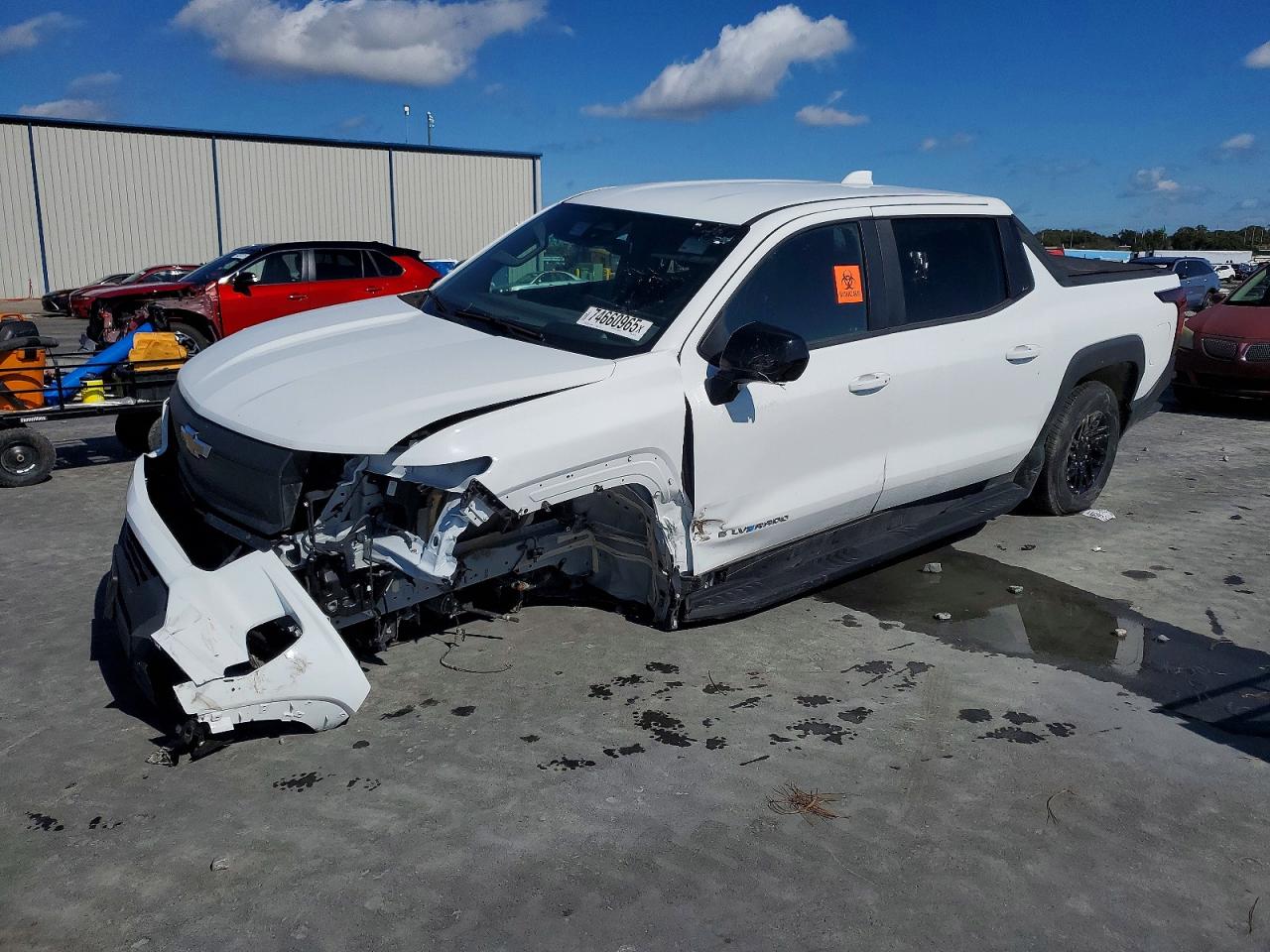 2024 Chevrolet All models VIN 1GC10VEL0RU201729 photo 1