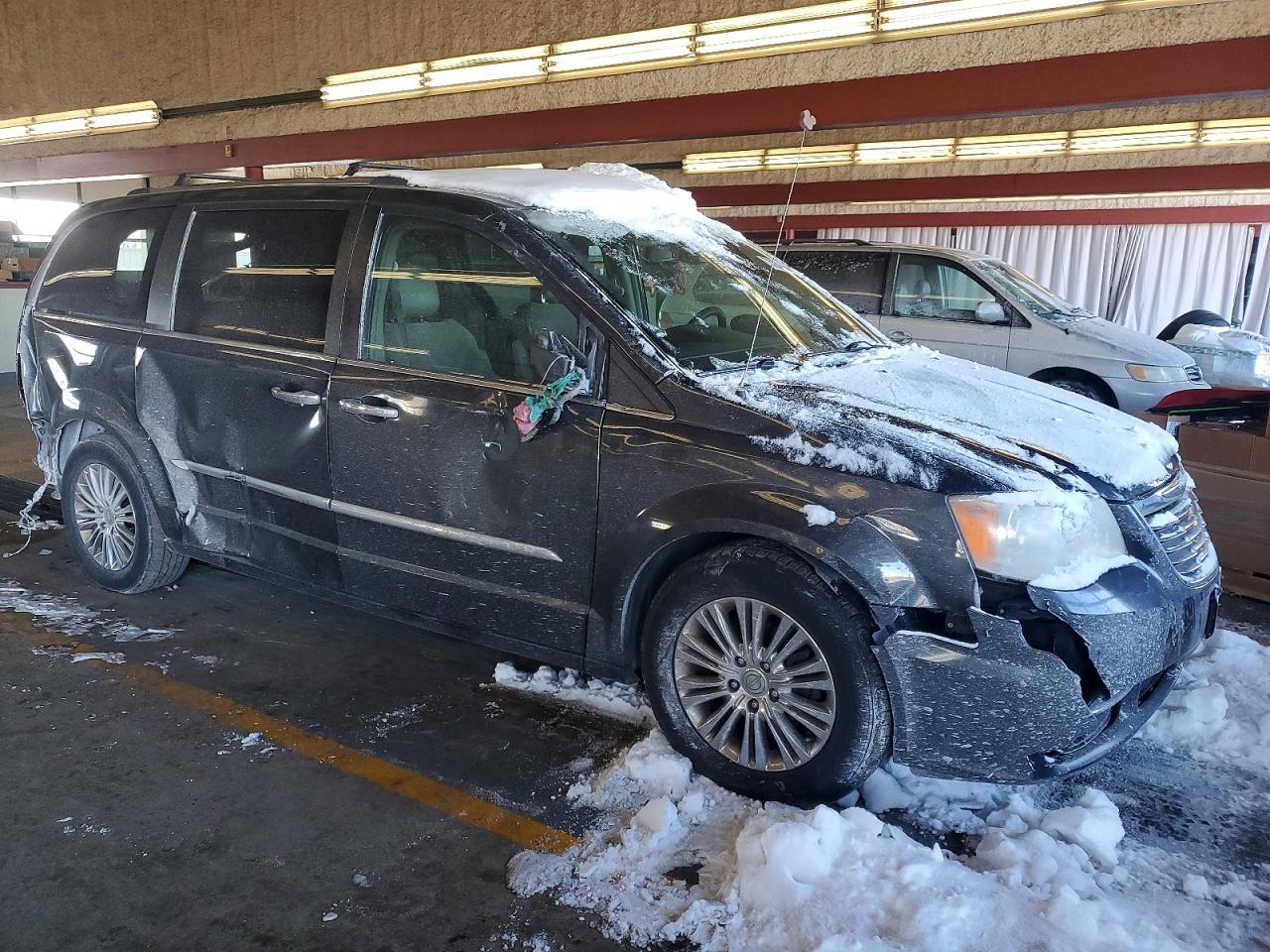 2011 Chrysler Minivan VIN 2A4RR6DG1BR655519 photo 4