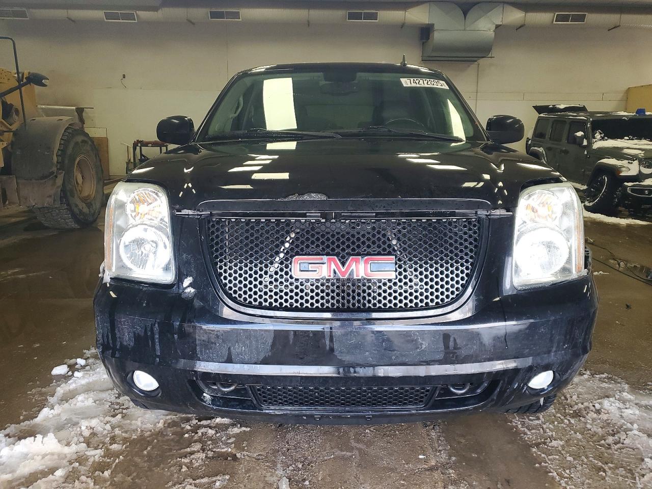 2013 GMC Yukon VIN 1GKS2EEF0DR337030 photo 5