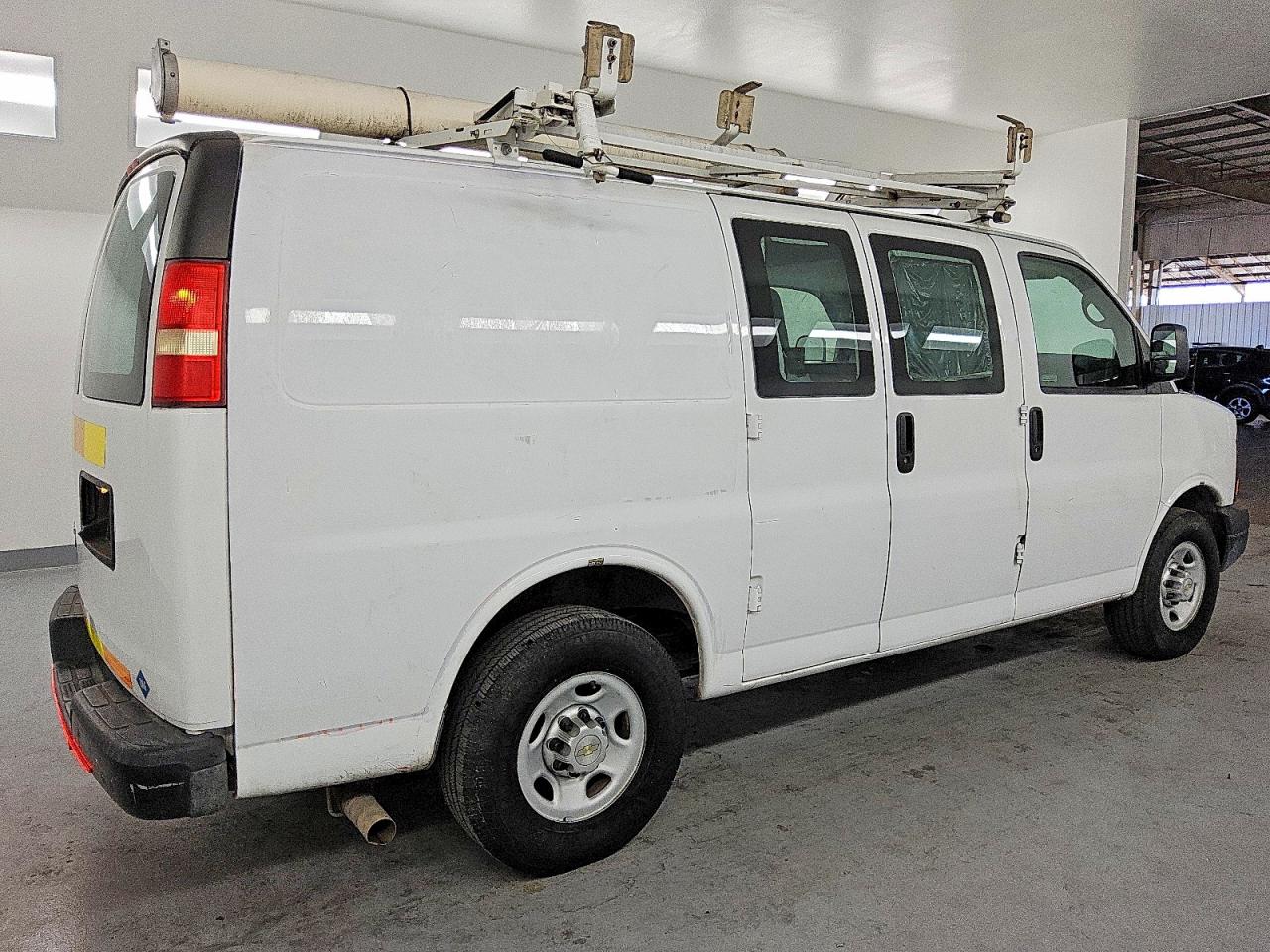 2013 CHEV Express VIN 1GCWGFCB5D1902245 photo 3
