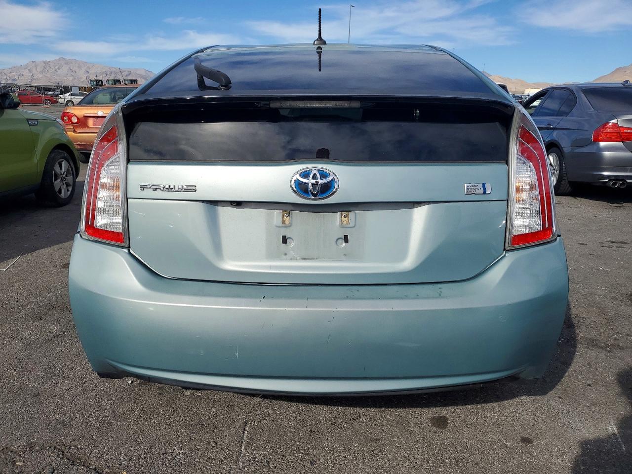 2013 Toyota Prius VIN JTDKN3DU8D5664841 photo 6