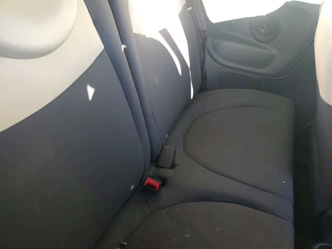 2014 Fiat 500 VIN 3C3CFFAR8ET268756 photo 10