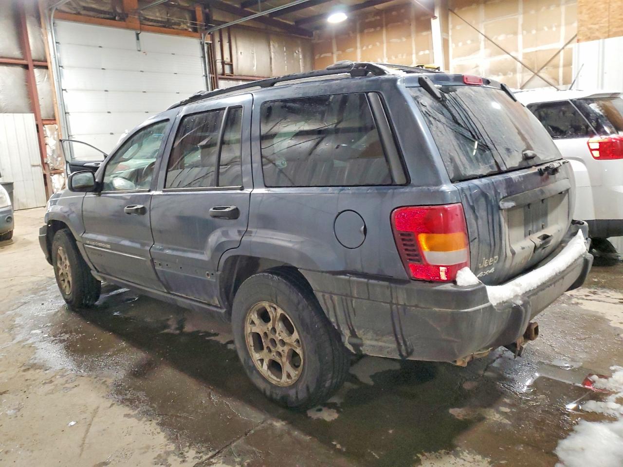 2003 Jeep Grand cher VIN 1J8GW48S83C512384 photo 2
