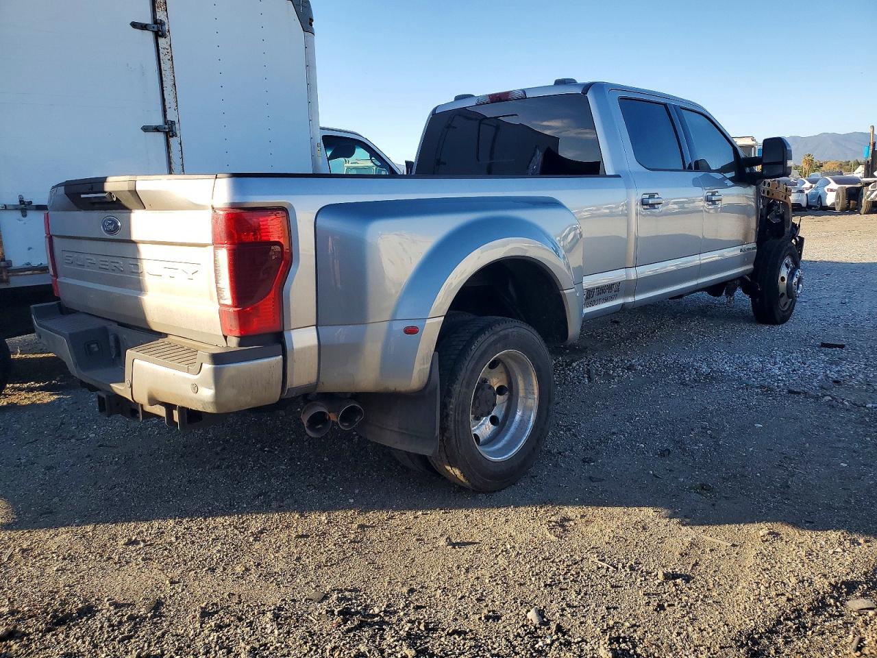 2022 Ford F450 VIN 1FT8W4DT2NED75198 photo 4