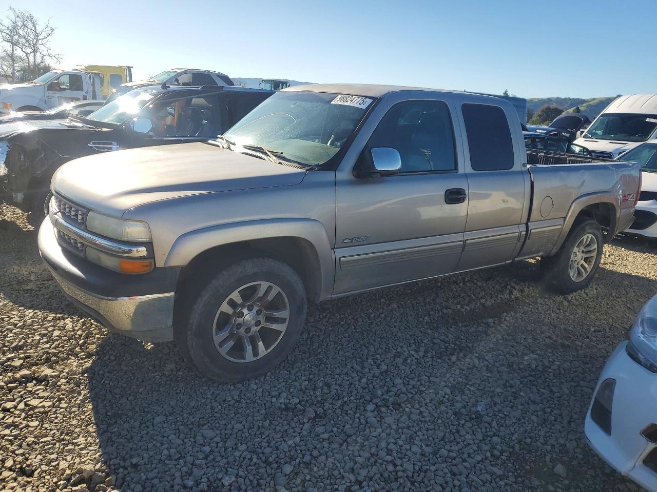 2000 CHEV Silverado VIN 2GCEK19T0Y1397115 photo 1