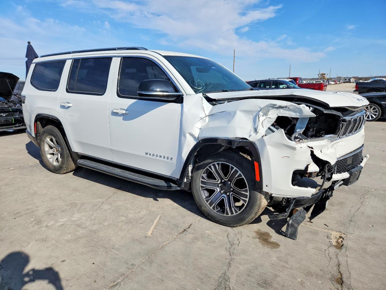2023 Jeep Wagoneer VIN 1C4SJVBPXPS557641 photo 4