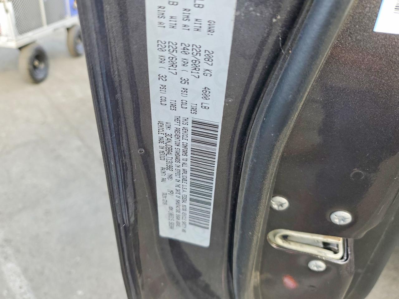 2020 Jeep Compass VIN 3C4NJDBB4LT131982 photo 12
