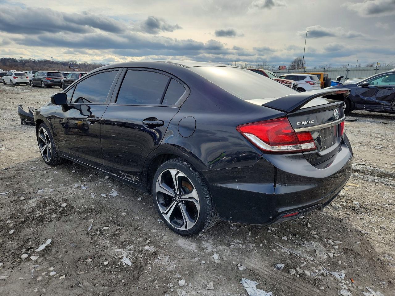 2015 Honda Civic VIN 2HGFB6E5XFH705390 photo 2