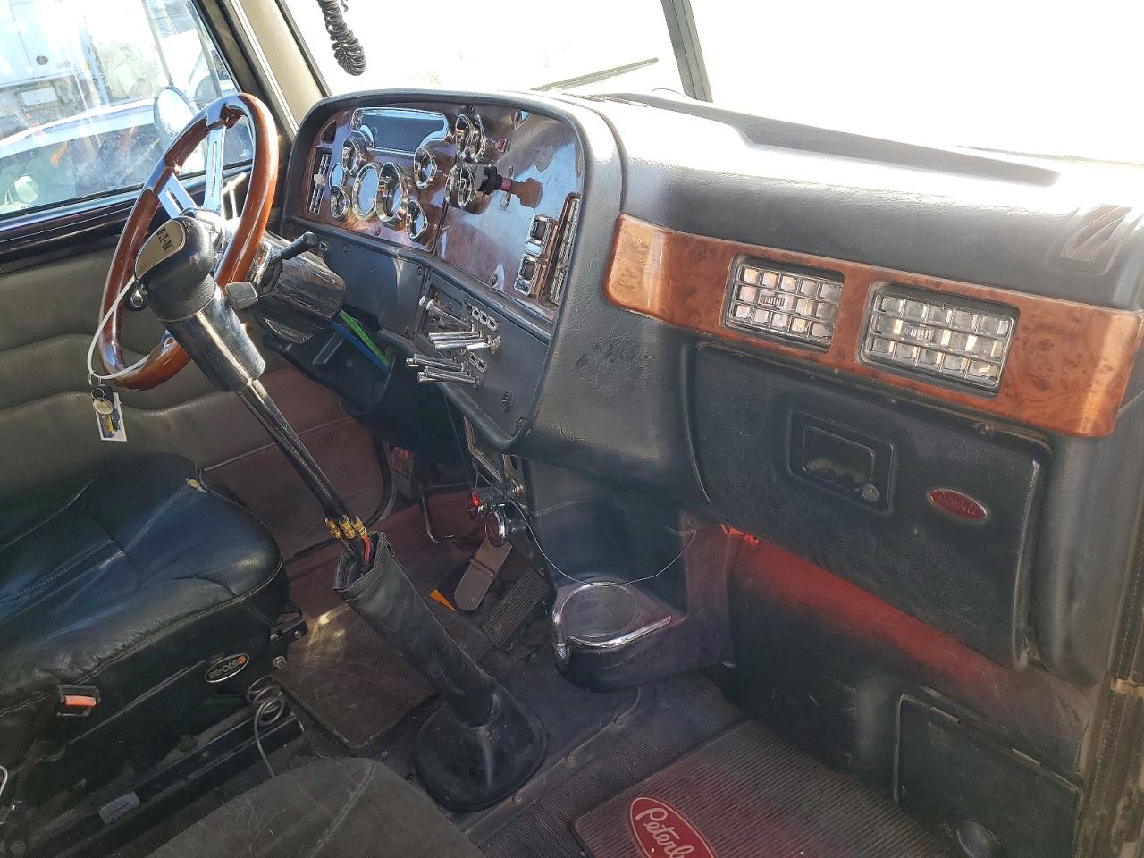 2005 PETERBILT All models VIN 1XP5DB9X65N856840 photo 5