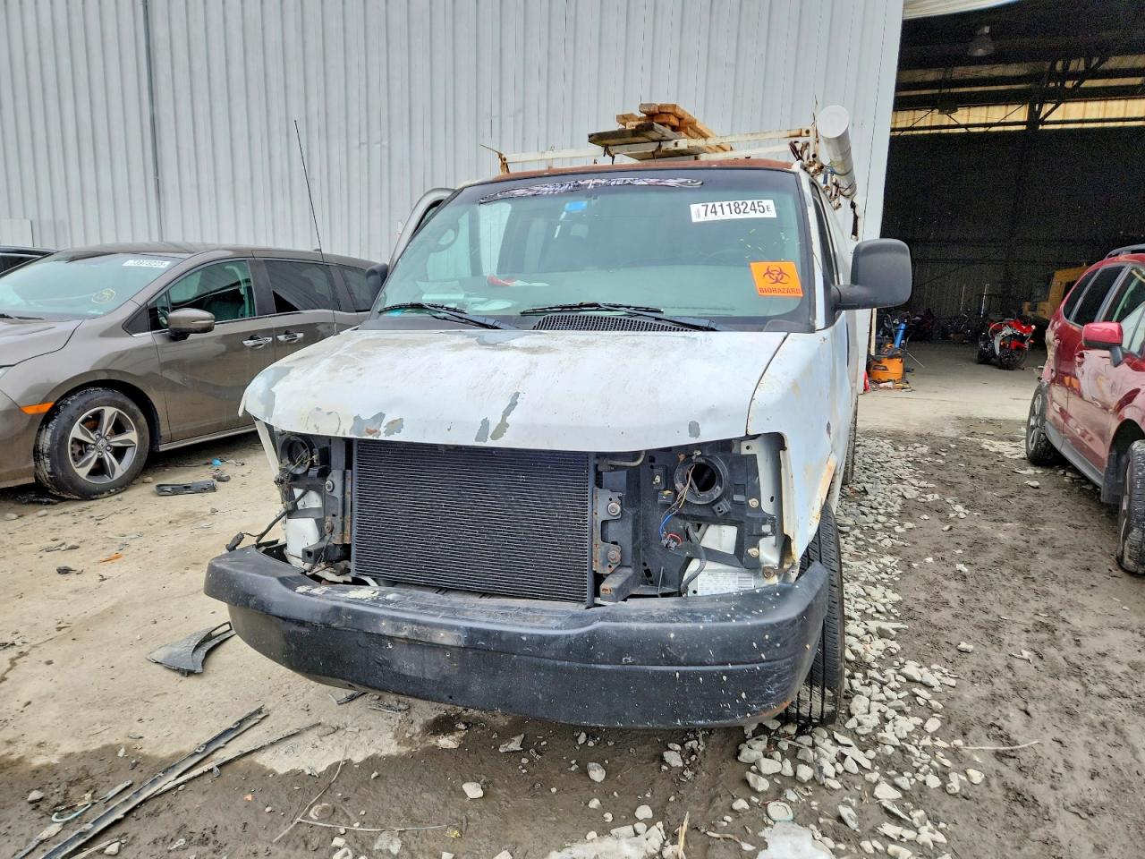 2005 CHEV Express VIN 1GCGG25V351237660 photo 5