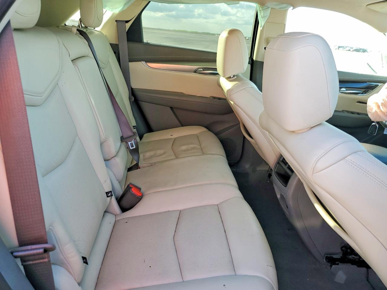 2018 Cadillac Xt5 VIN 1GYKNCRS8JZ182473 photo 10