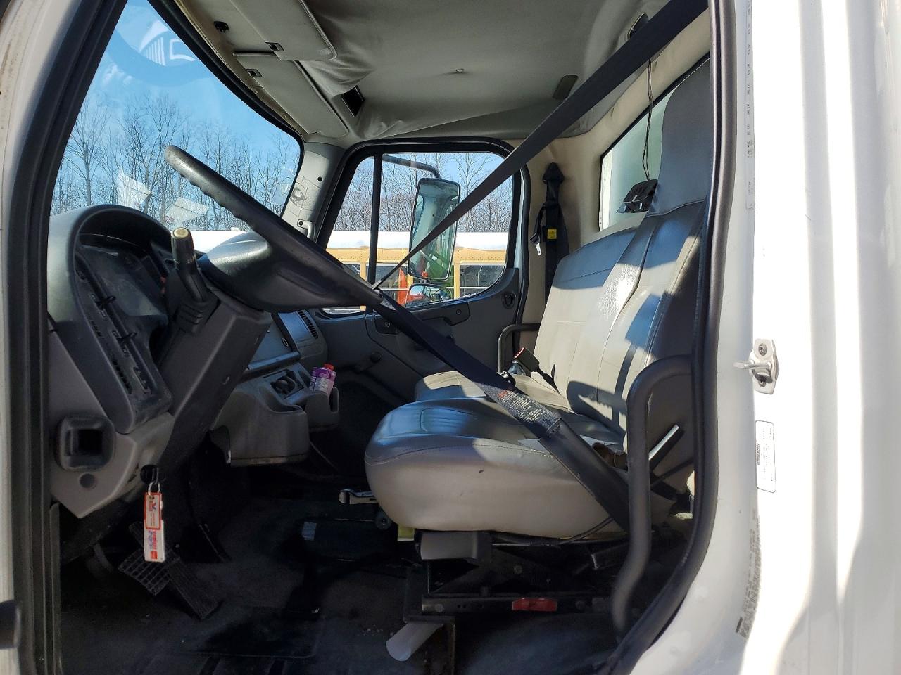 2011 FREIGHTLINER All other VIN 1FVACWDT6BDBA6700 photo 7