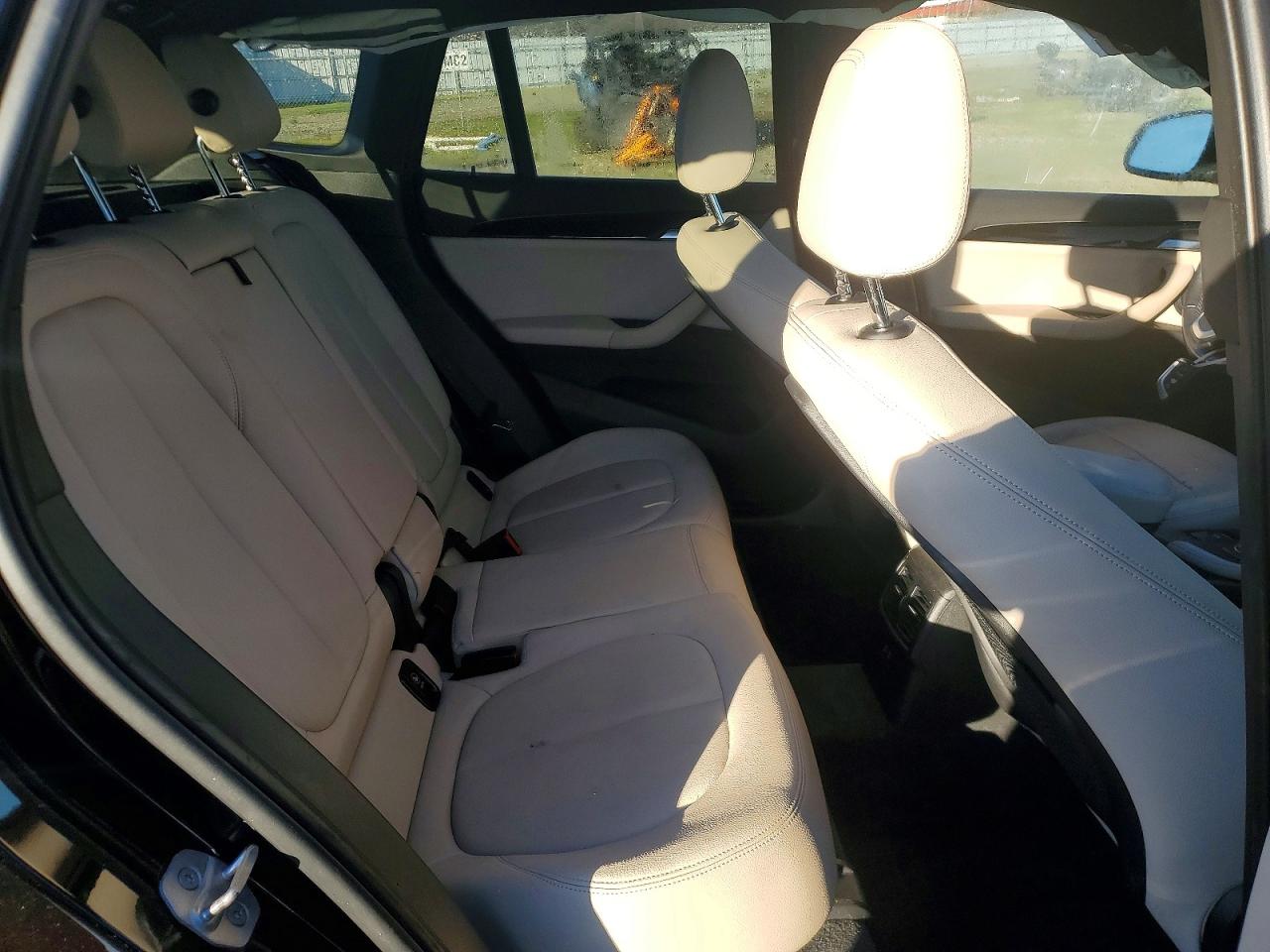 2021 BMW X1 VIN WBXJG9C01M5T58347 photo 10