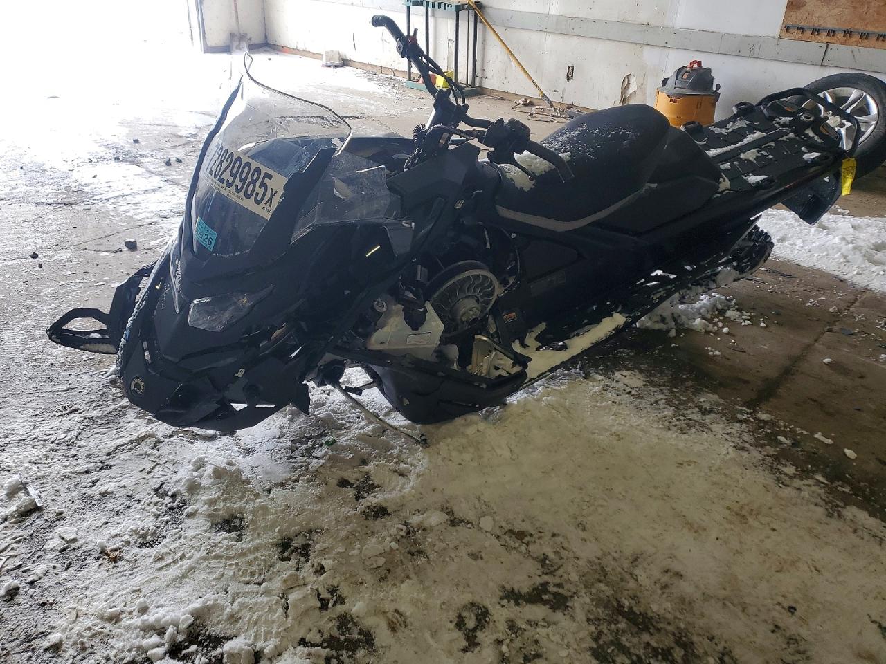 2026 SKI Snowmobile VIN 2BPSURTA3TV000078 photo 2