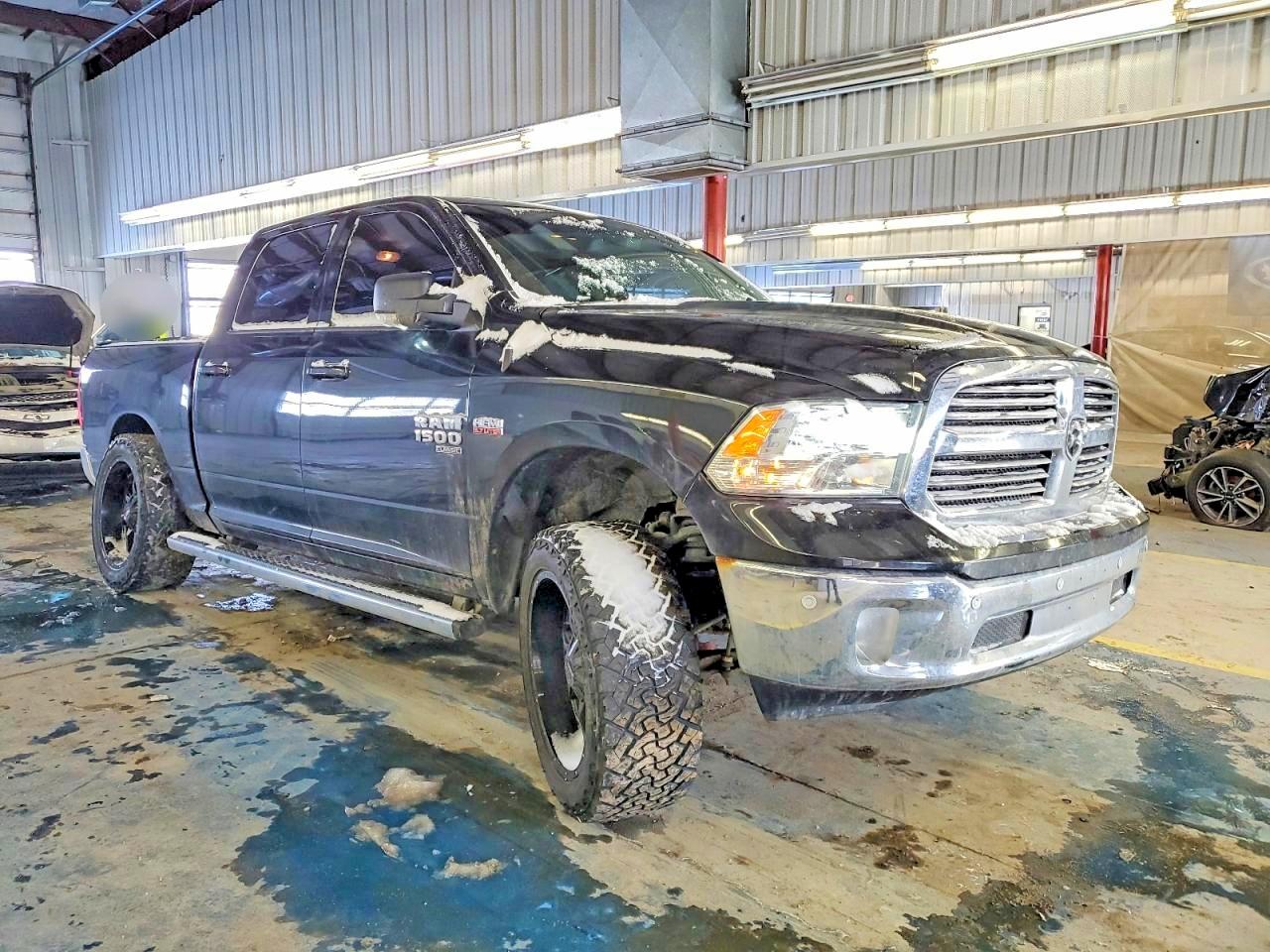 2019 Ram 1500 VIN 1C6RR7LT1KS545294 photo 4